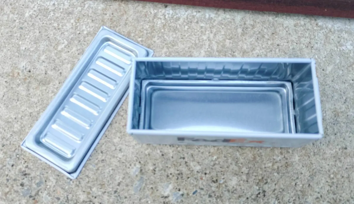 MINATURE METAL STORAGE CONTAINER (BRAND NEW). - Image 3