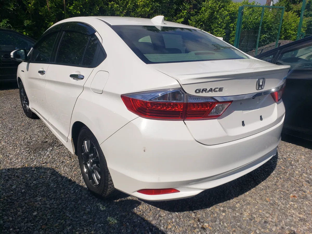Honda Grace 2015 - Image 4