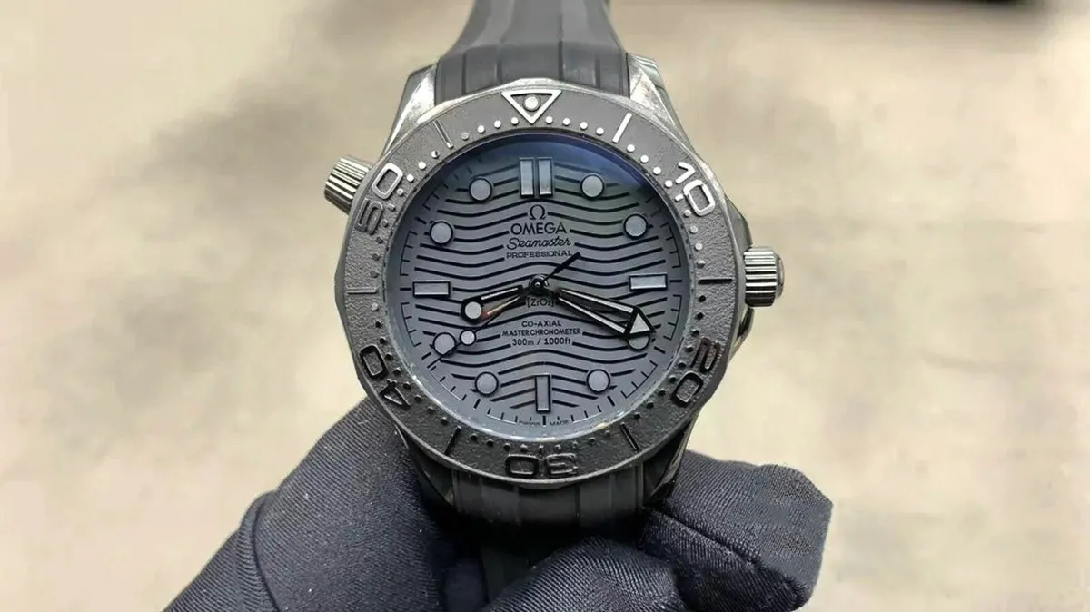 Ceramic VS Sea Master - Image 1
