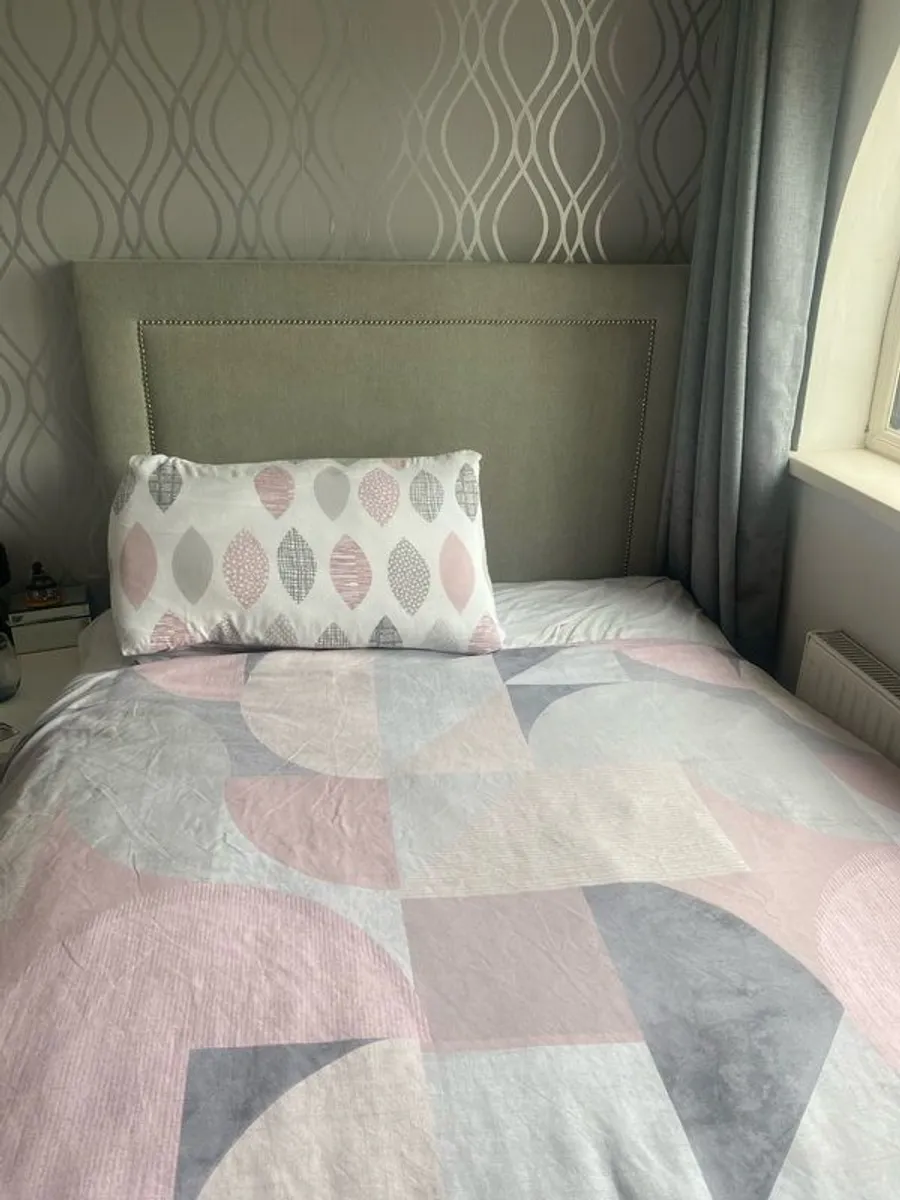 Small Double bed - Image 1