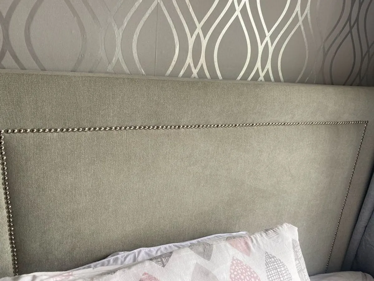 Small Double bed - Image 3