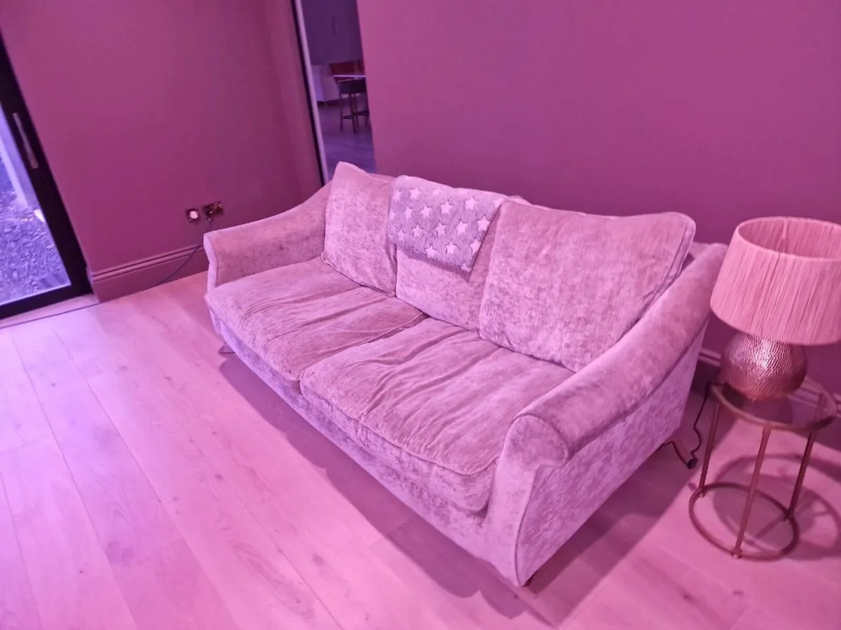 Sofa - Image 4