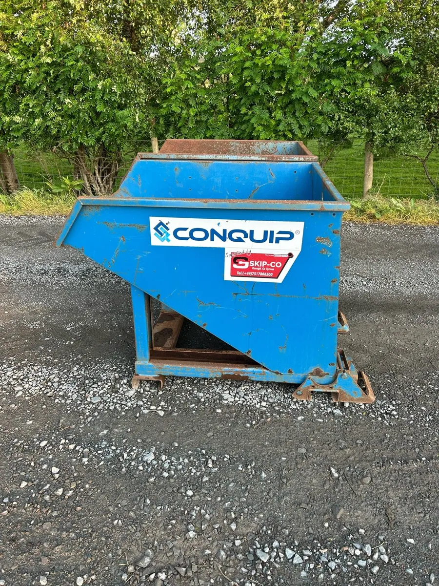 Tipping Skip - Image 3