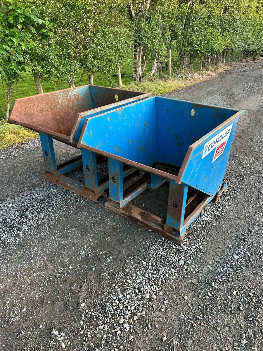 Tipping Skip - Image 4