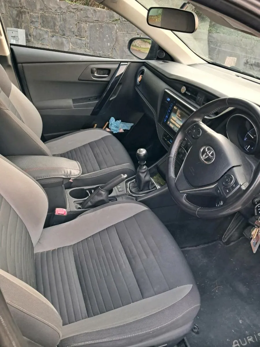 Toyota Auris - Image 3
