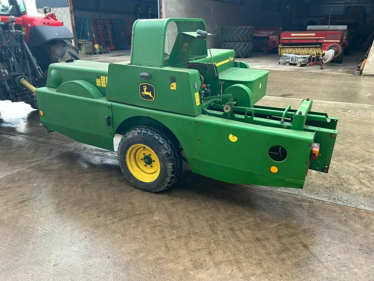 John Deere 459 square baler - Image 1