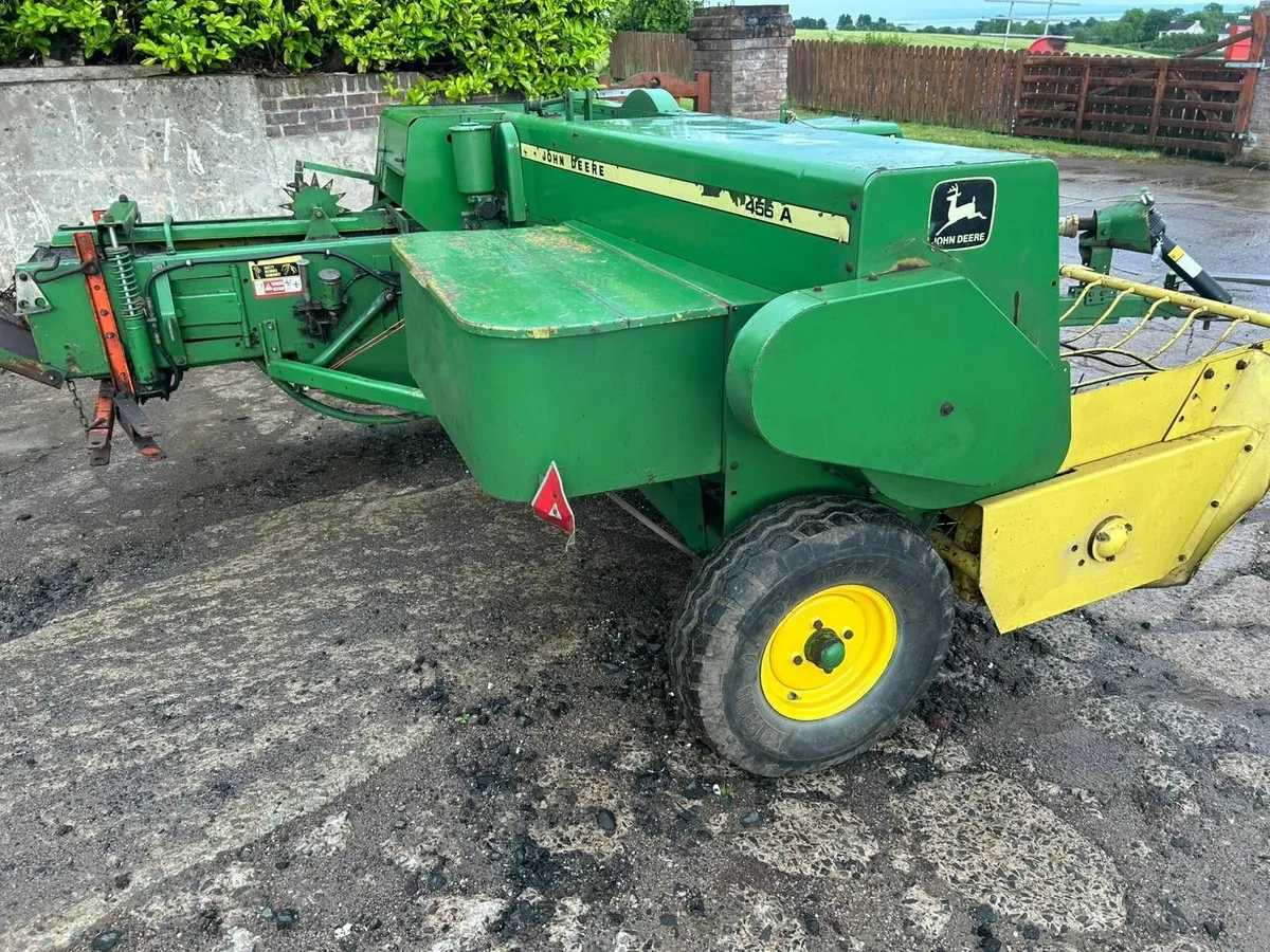 John Deere 456 A square baler - Image 1