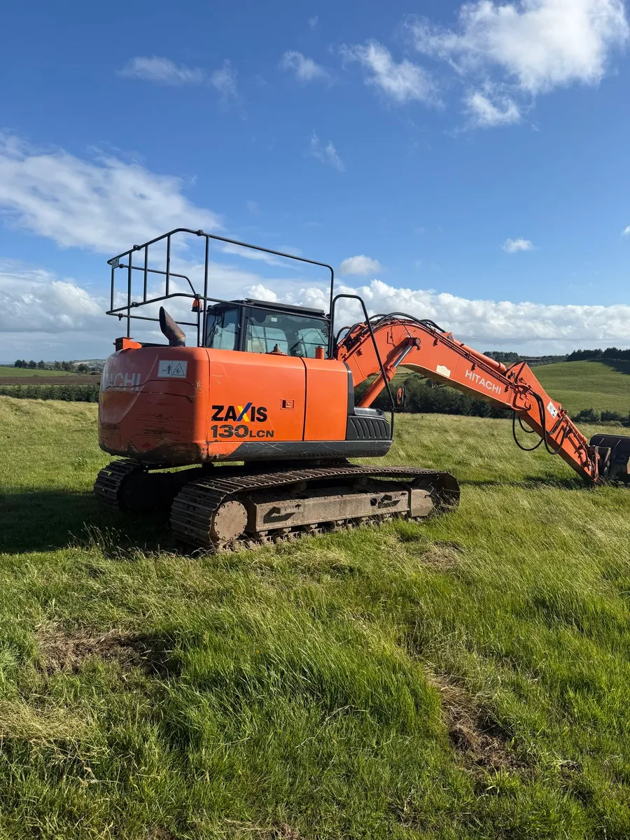 Hitachi 130lcn - Image 1