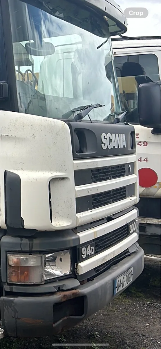 Looking a Scania 94D +447502674694