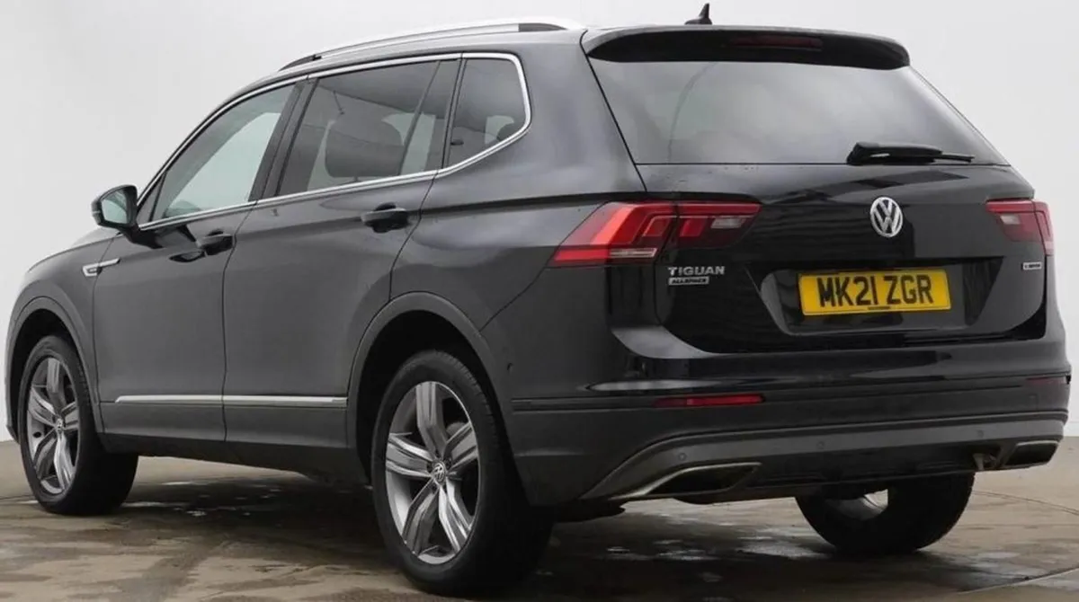 Volkswagen Tiguan Allspace 2.0 TDI Match SUV 5dr - Image 2