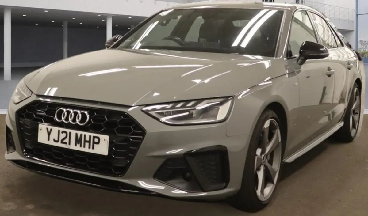 Audi A4 2.0 TDI 40 Black Edition Saloon 4dr Diese - Image 2