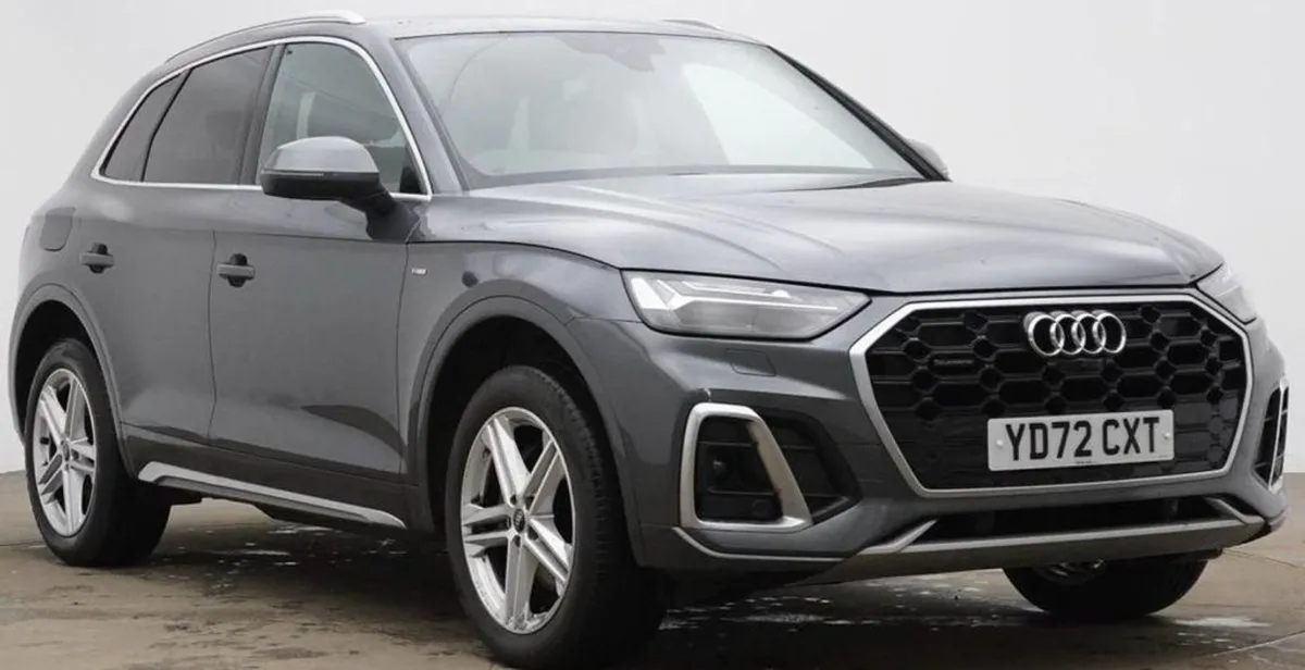Audi Q5 2.0 TDI 40 S Line SUV 5dr Diesel S Tronic - Image 1