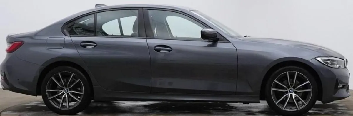 BMW 3 Series 2.0 318d Sport Saloon 4dr Diesel Man - Image 3