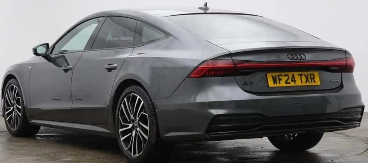 Audi A7 2.0 TDI 40 Black Edition Sportback 5dr Di - Image 2