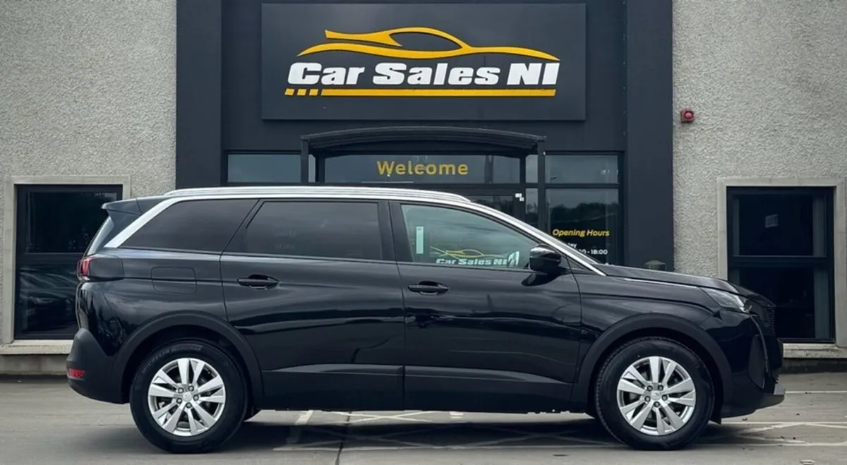 Peugeot 5008 1.5 Bluehdi Allure Premium SUV 5dr D - Image 4