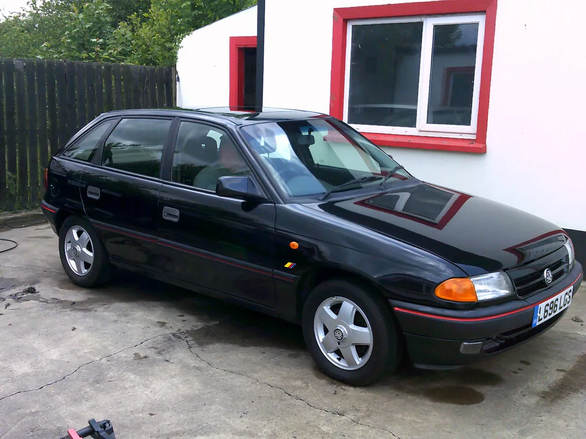 1994  ASTRA  CESARIO  --TOP SPEC - Image 1