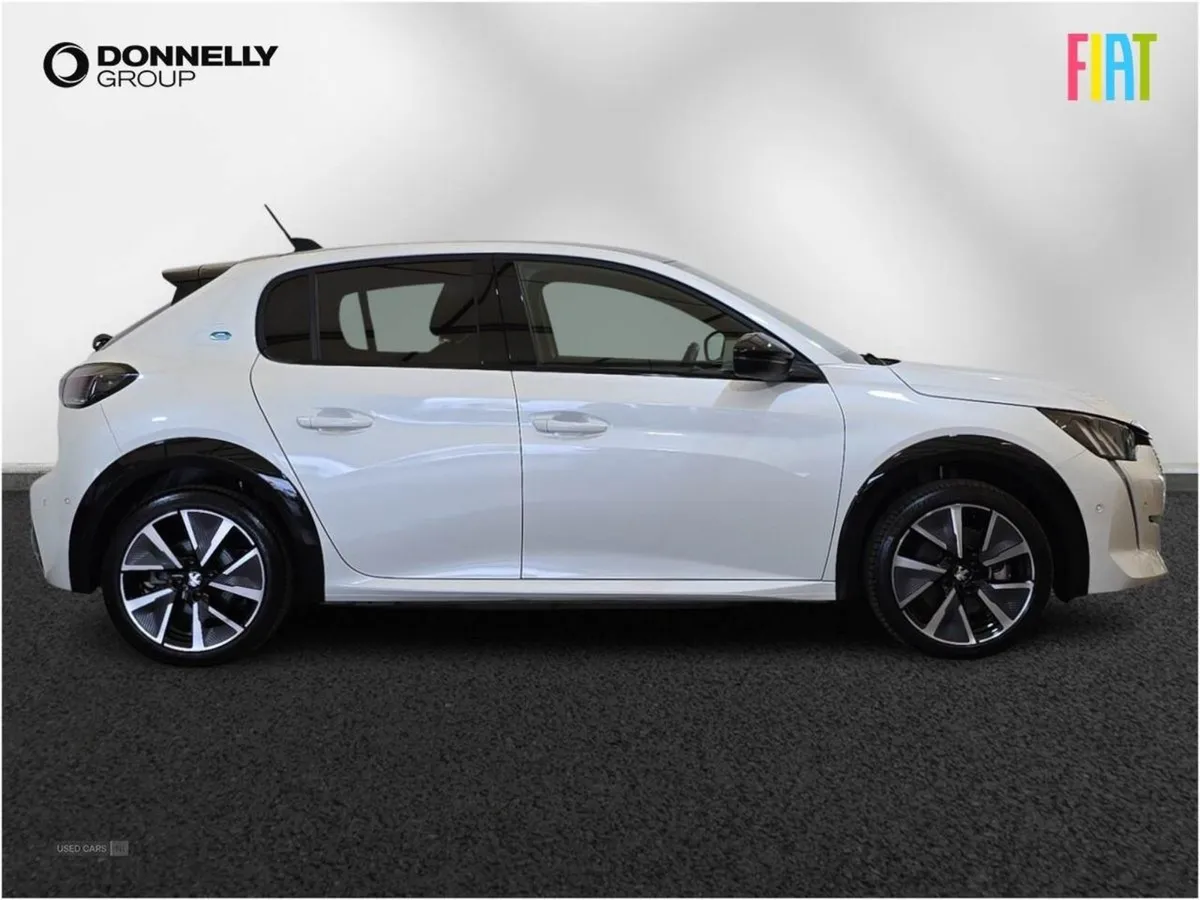 Peugeot 208 100kW GT 50kwh 5dr Auto - Image 3