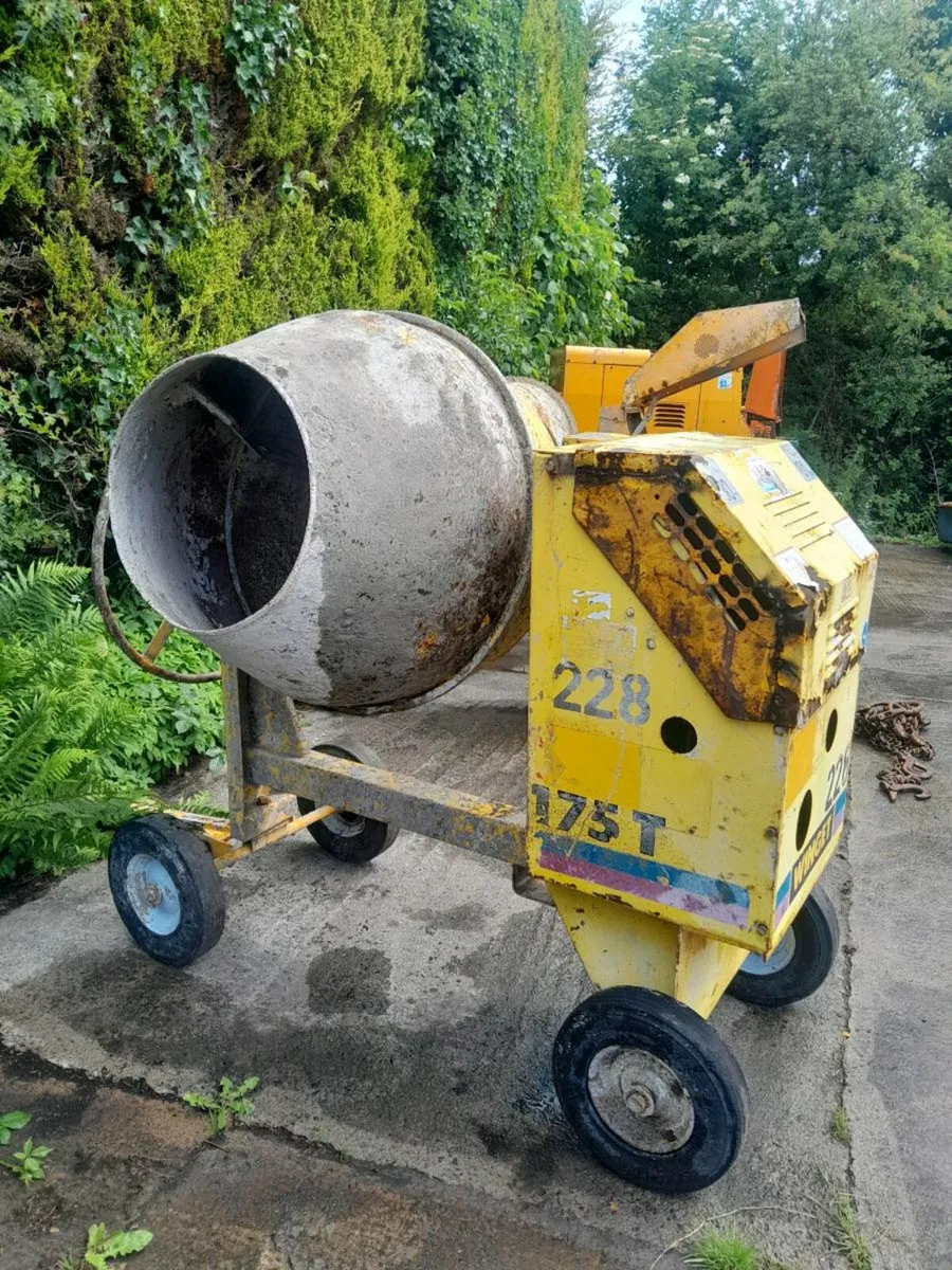 Cement mixers - Image 3