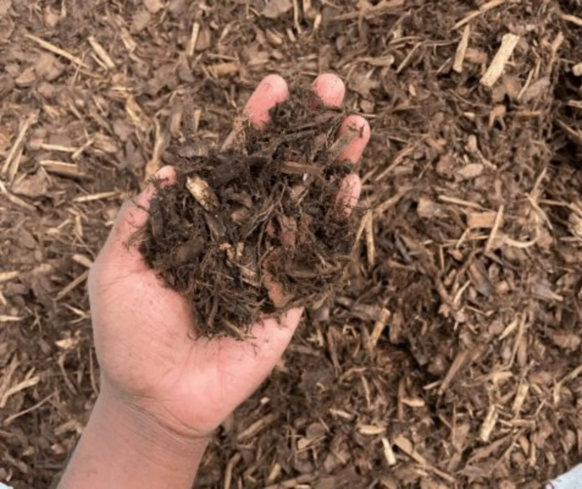 Mini Bark Mulch Jumbo Bag - Image 2