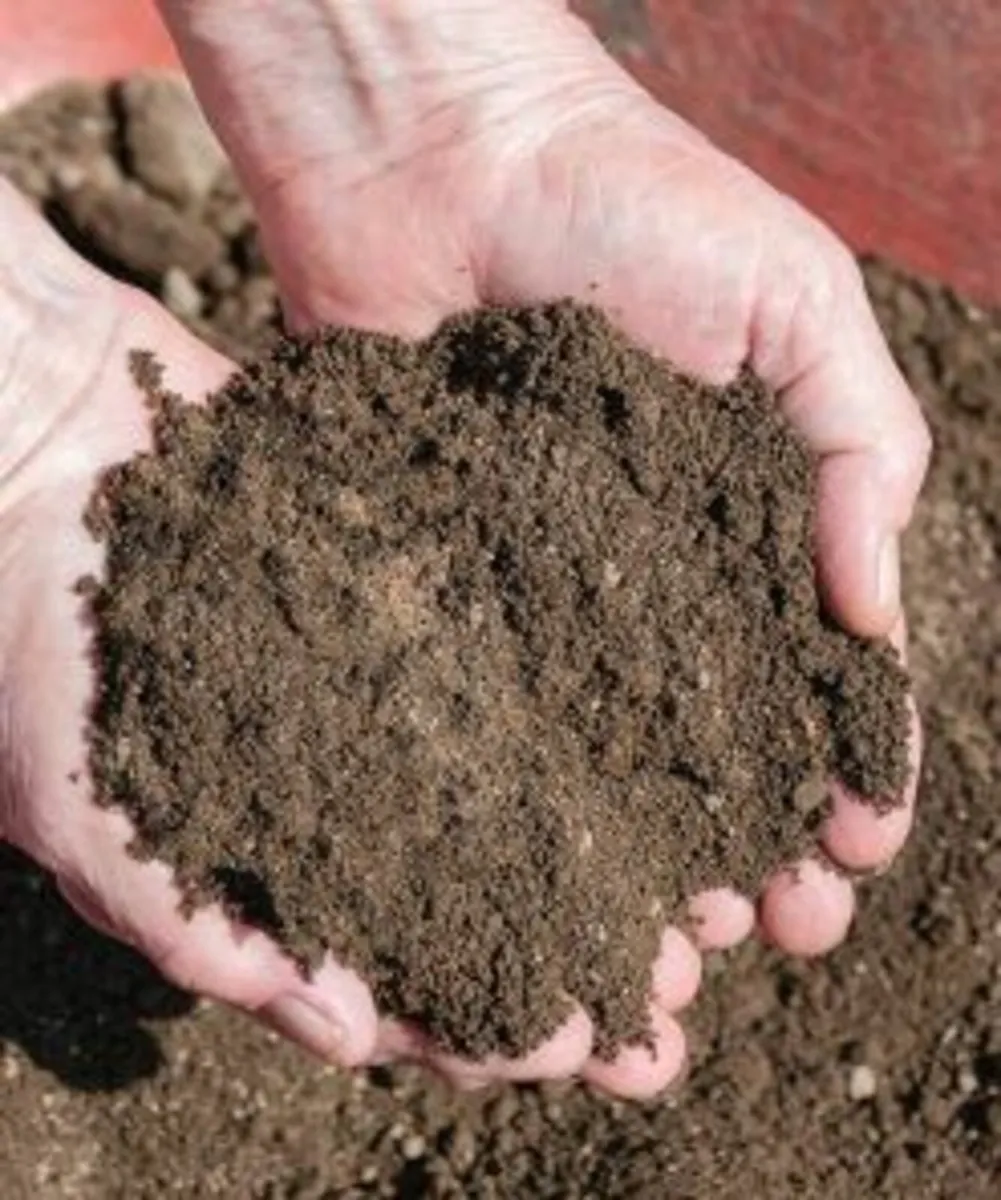 Screened Topsoil - Bulk Bag - Image 2