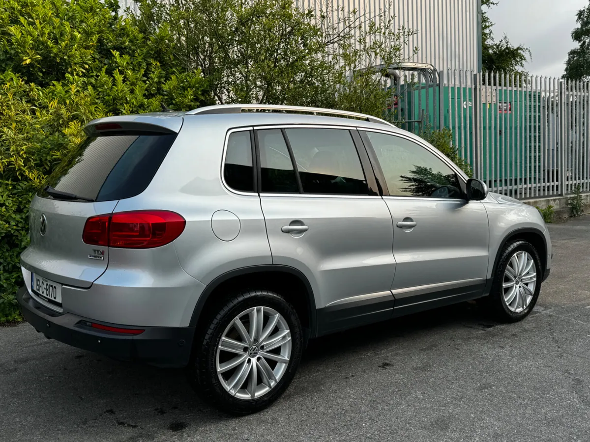 Volkswagen Tiguan 2.0D SPORT & STYLE - Image 2