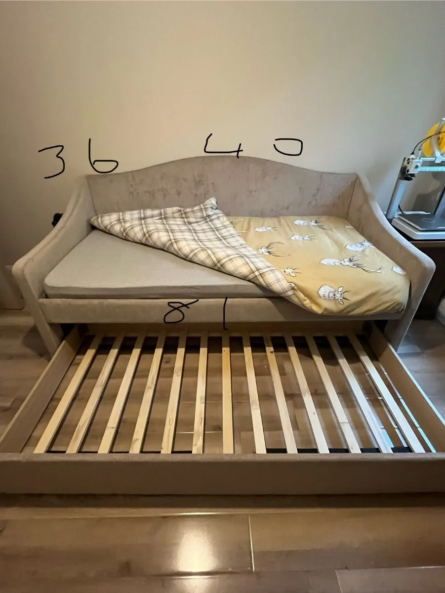 Day bed - Image 2