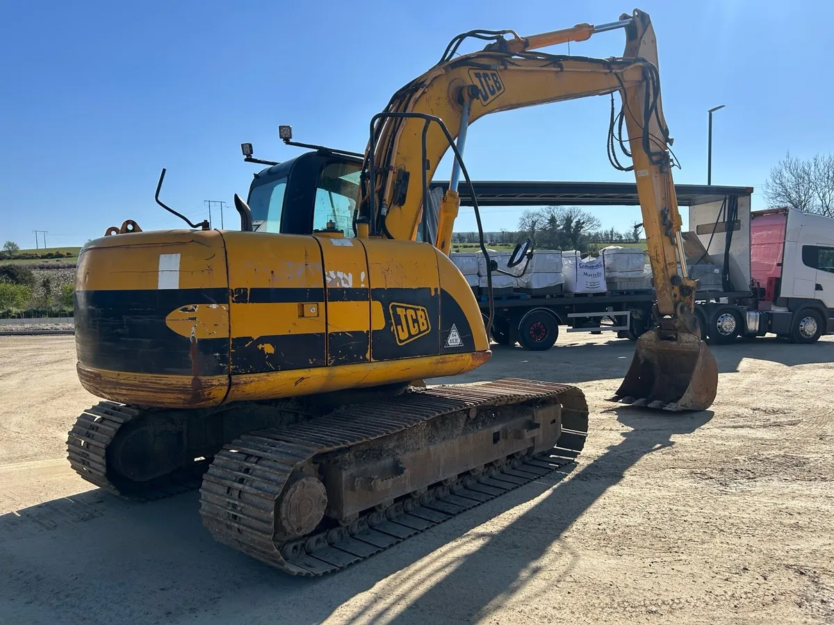 JCB JS130 - Image 2