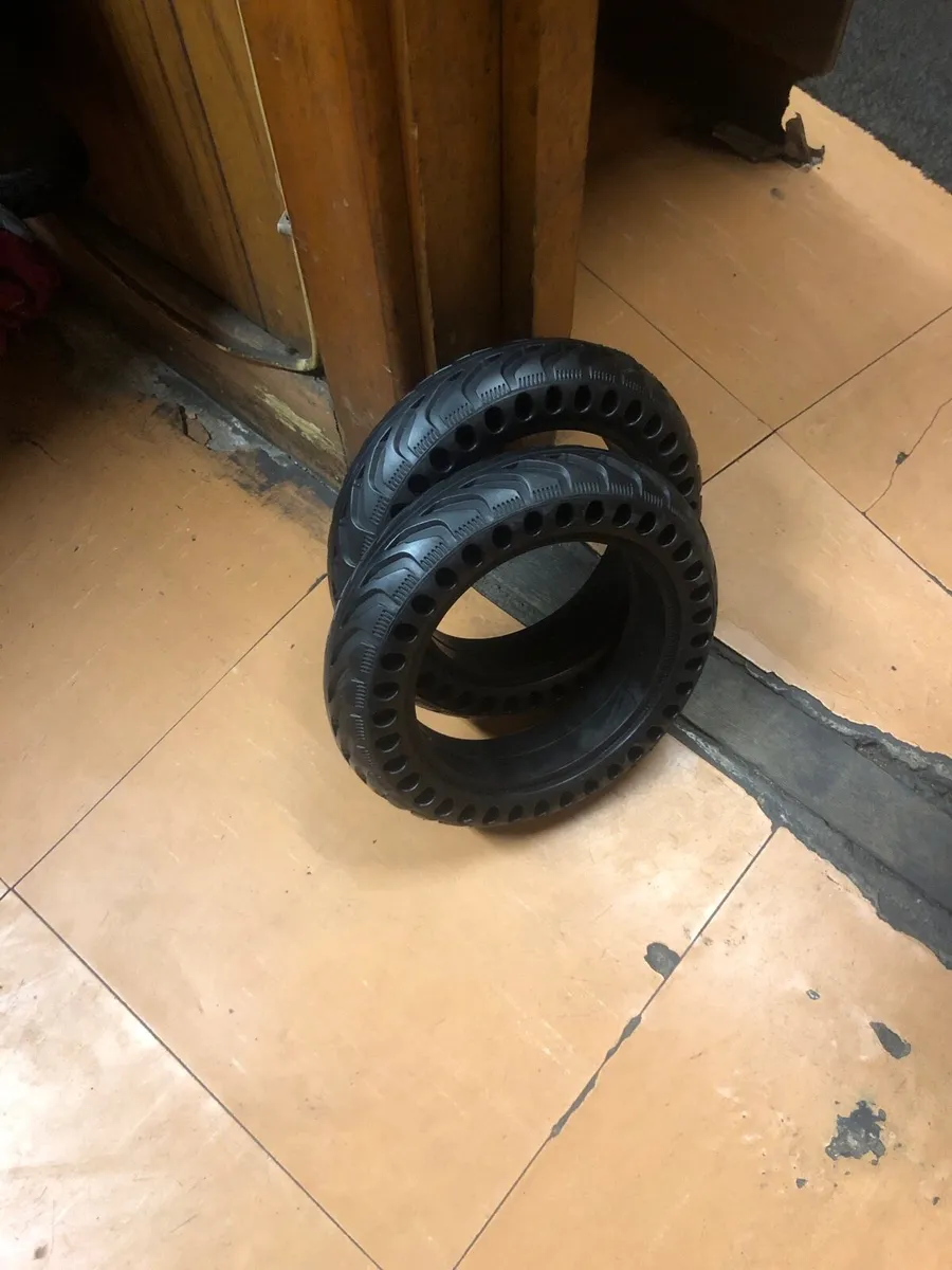 E scooter tyres - Image 1