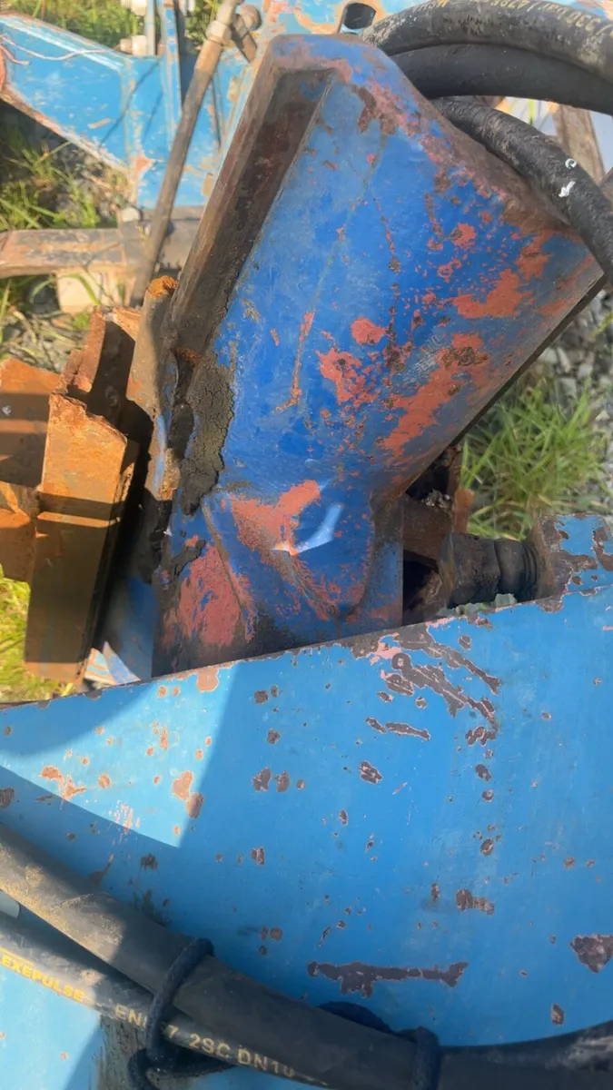 Looking Overum headstock cx490H - Image 1