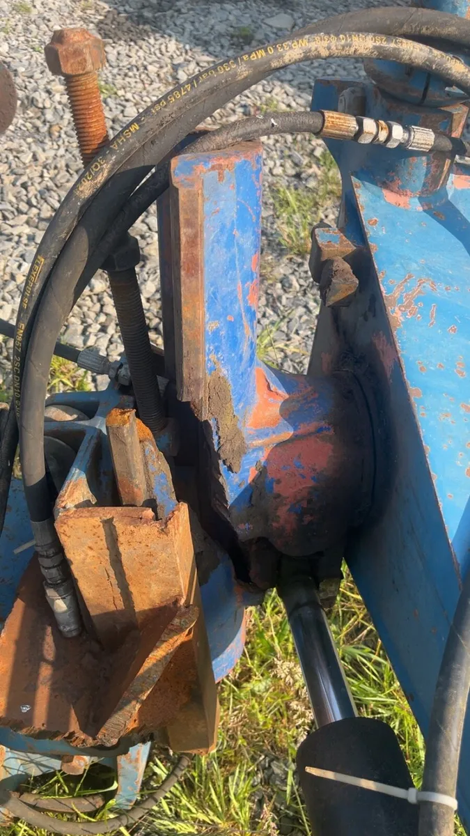 Looking Overum headstock cx490H - Image 2
