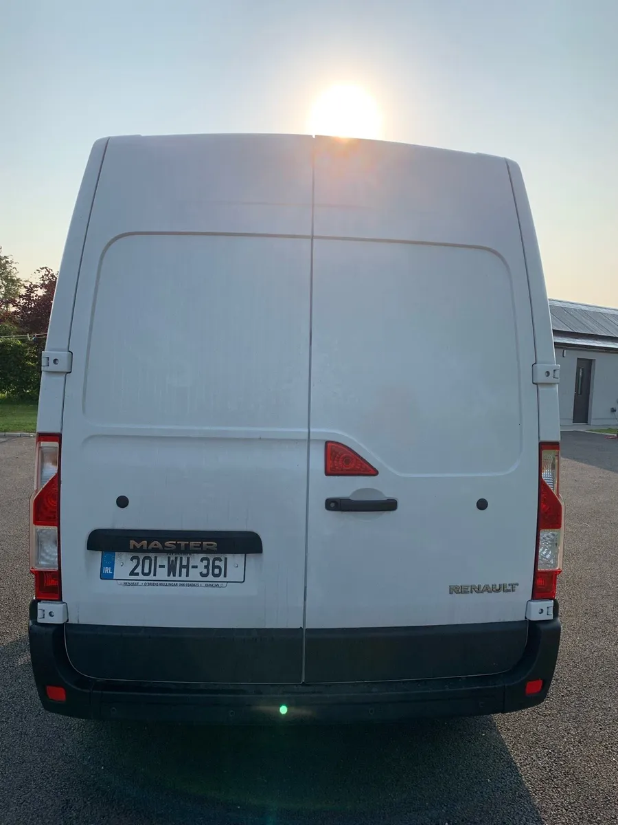 Renault Master LWB 150 bhp /One Owner - Image 3
