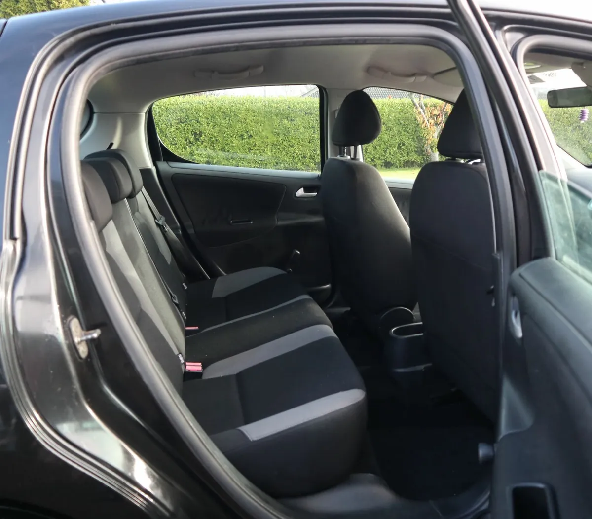 Peugeot 207 2008 - Image 2