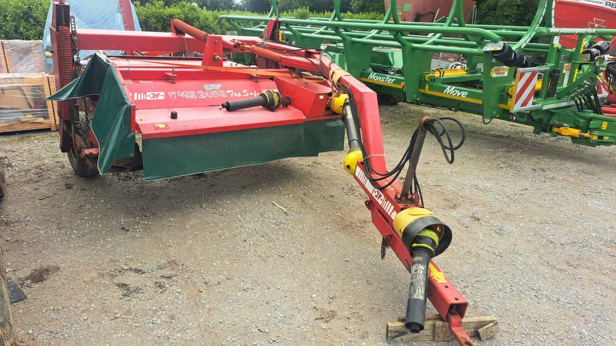 JF 8 Foot trailed mower - Image 2