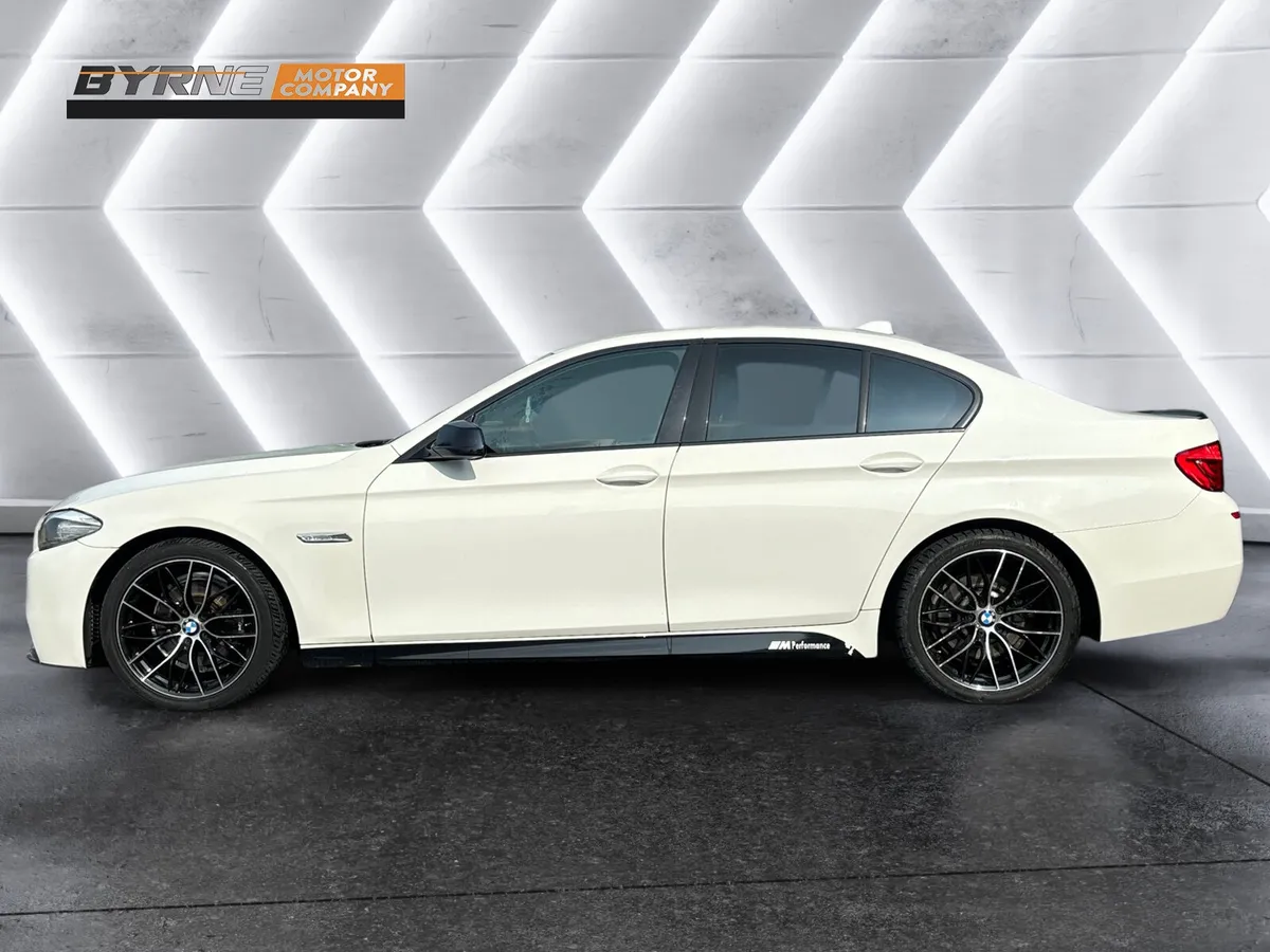BMW 520D MSPORT AUTO, 2012 - Image 2