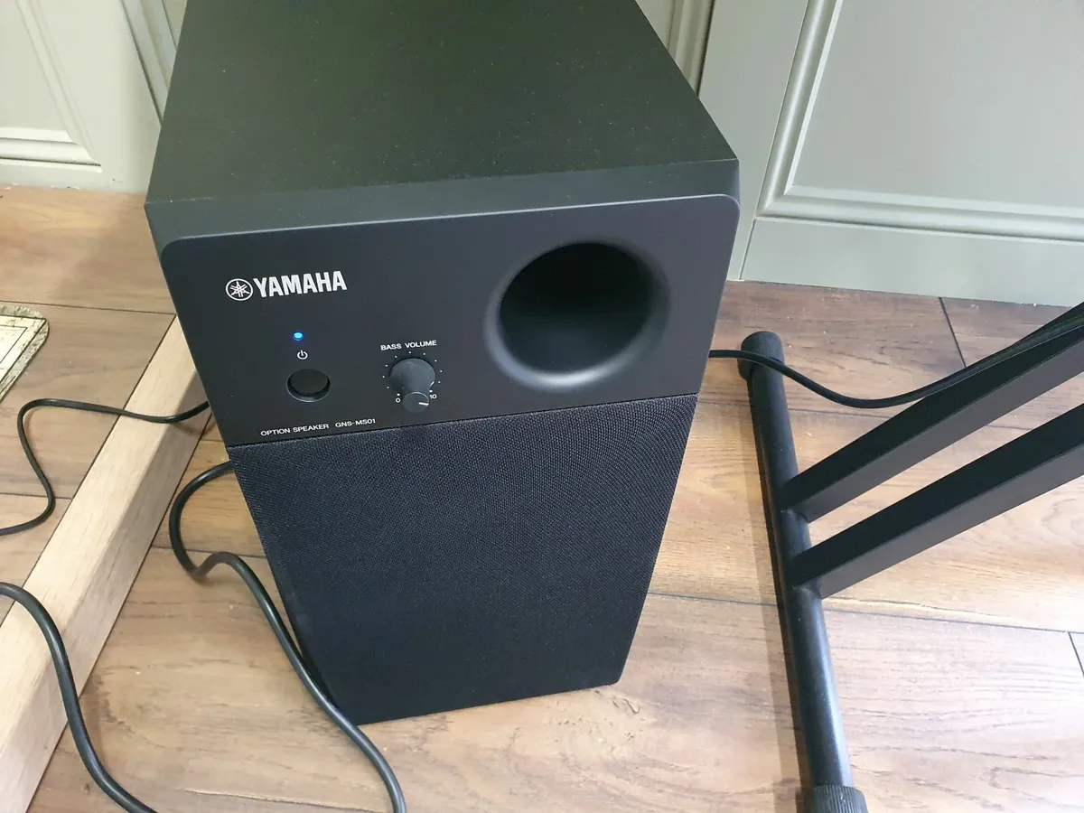 Yamaha Genos 1 and GNS MS01 speakers - Image 4