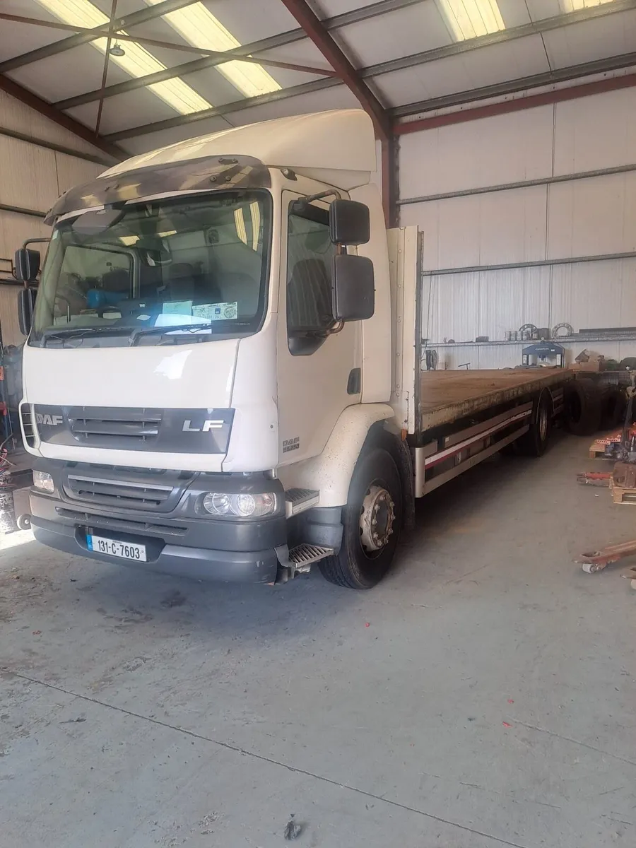 Rigid truck - Image 1