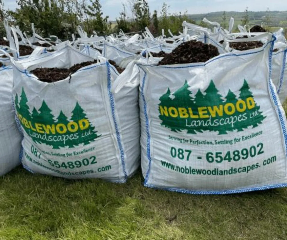 Mini Bark Mulch Bulk Bag - Image 3