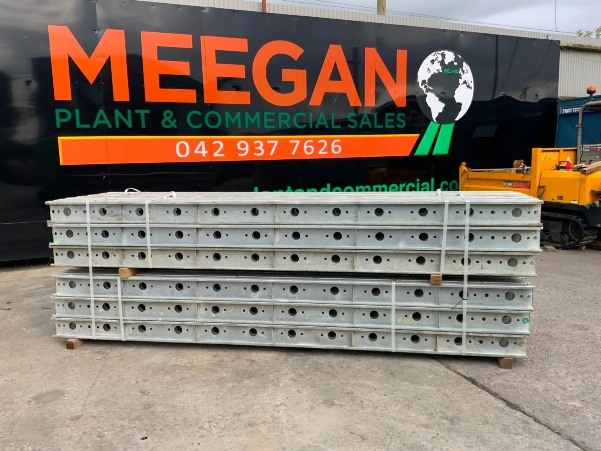 3.6mts STRONGBACK SUPPORT BEAMS.......6521. - Image 1