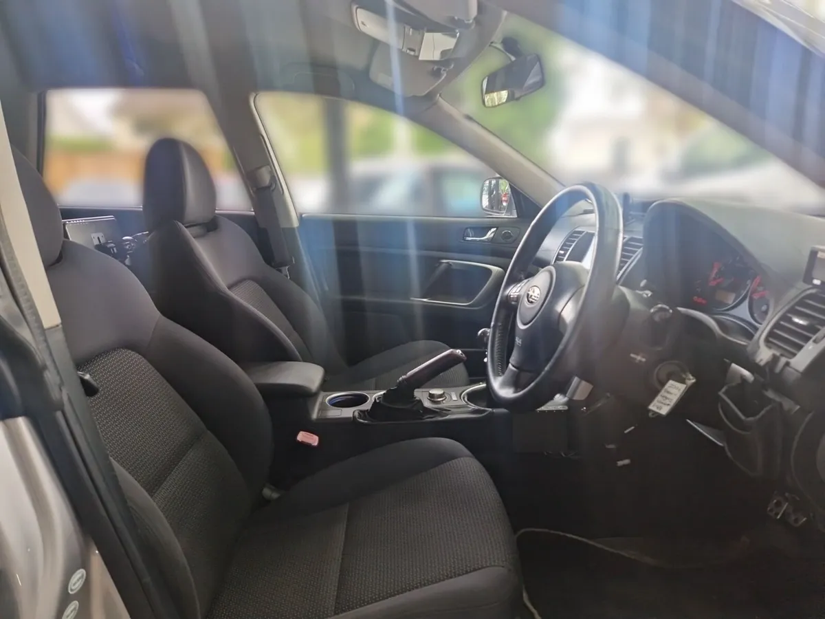 Subaru Legacy 2.0 GT Spec B Twin Scroll Turbo - Image 3