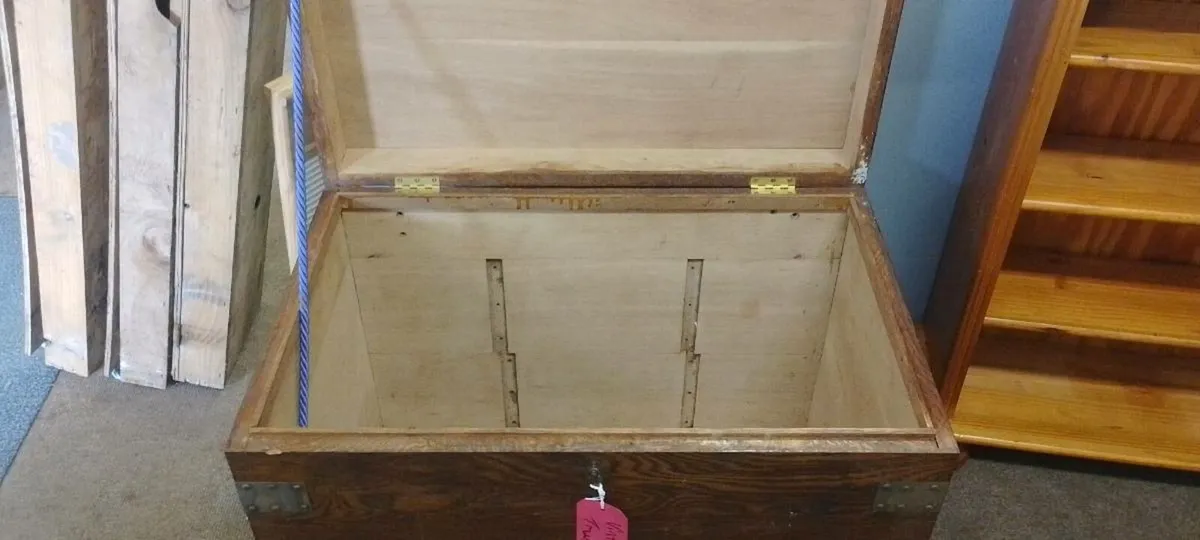 Vintage Decorative Natal Bound Trunk - Image 3