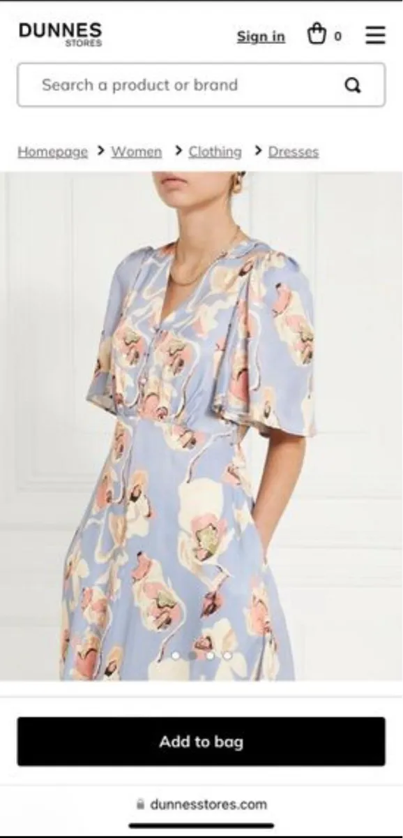 BRAND NEW Stunning Gallery Satin Dress: Size 12 - Image 1