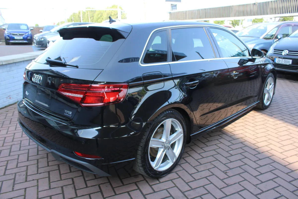 AUDI A3 2.0 TFSI QUATTRO S-LINE 5DR HATCHBACK - Image 4
