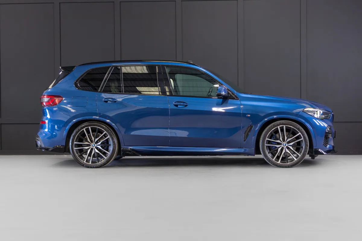 2021 BMW X5 X-Drive 45e M-Sport - Image 2