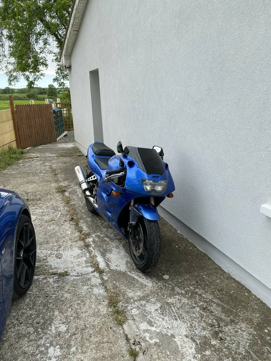 Zxr400 - Image 2