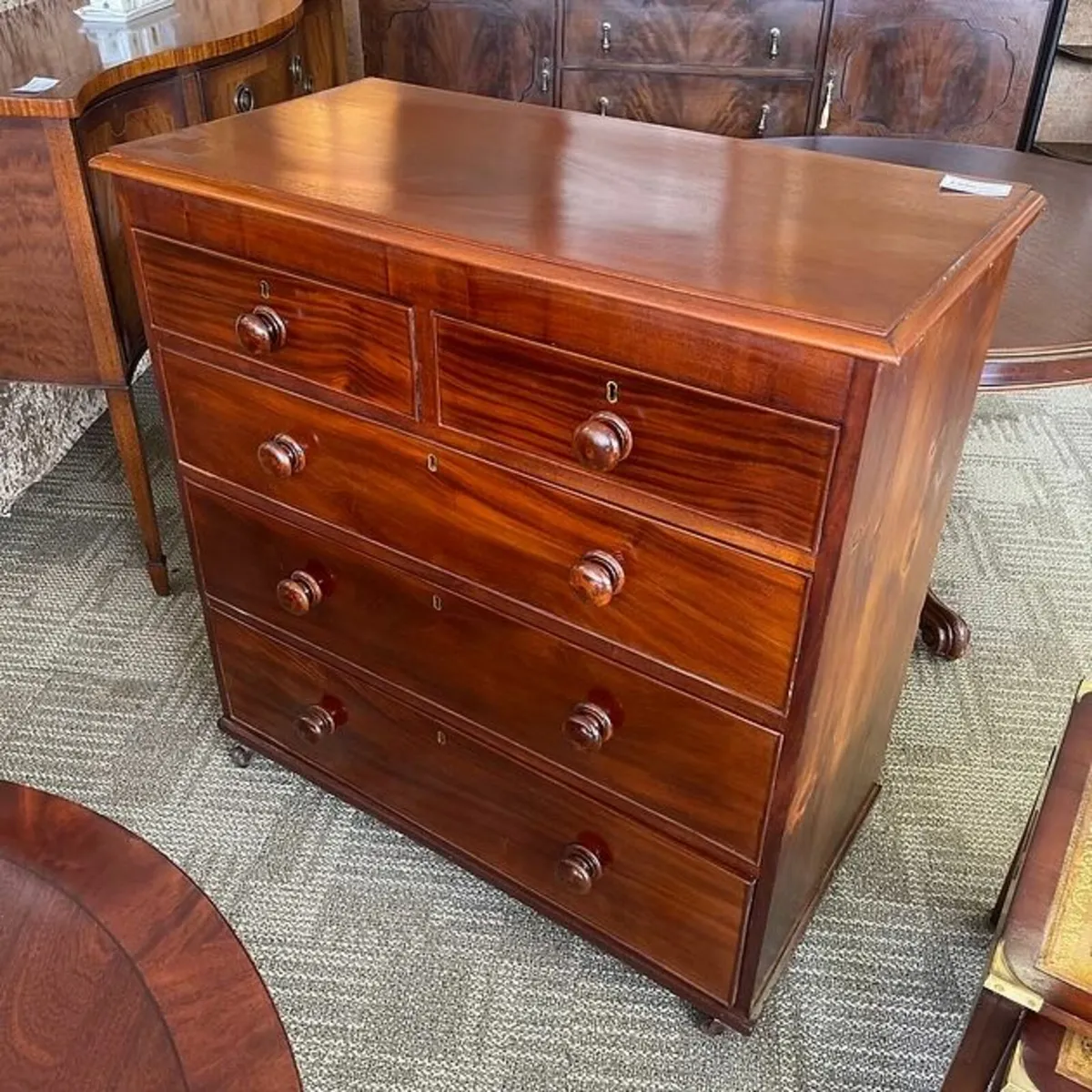 Beautiful Edwardian mahogany chest of drawers - Image 1