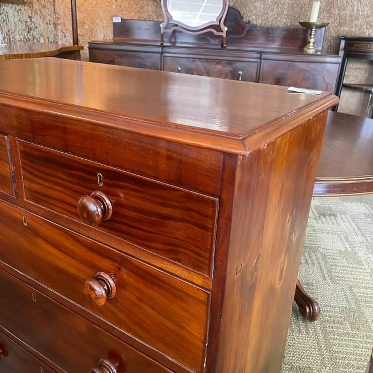 Beautiful Edwardian mahogany chest of drawers - Image 3