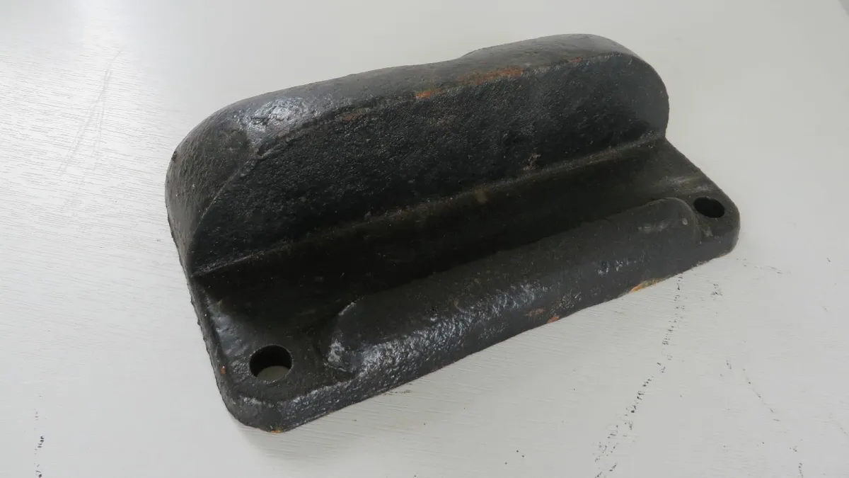 Cast Iron Driveway Gates Stopper - Image 1
