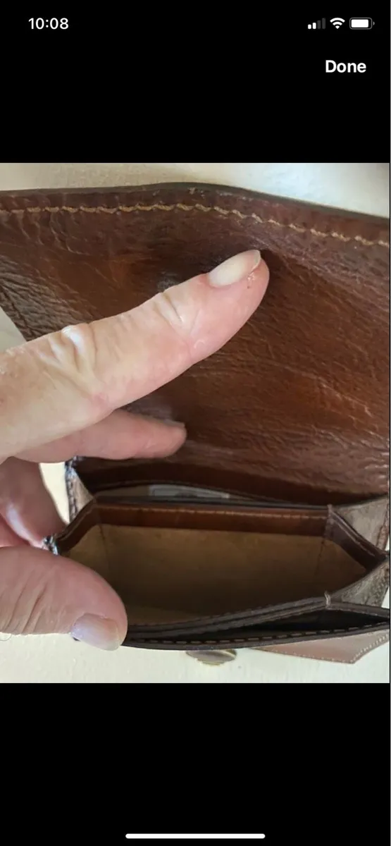 Vintage ‘The Bridge’ Leather Wallet/ Purse - Image 3