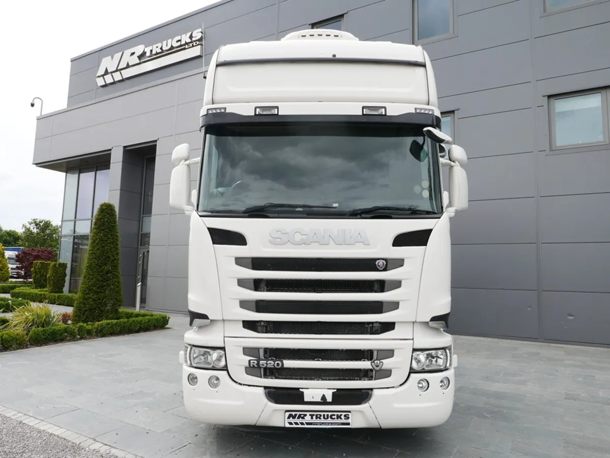 Scania R520 Topline 6x2 Midlift  Auto Gearbox - Image 3