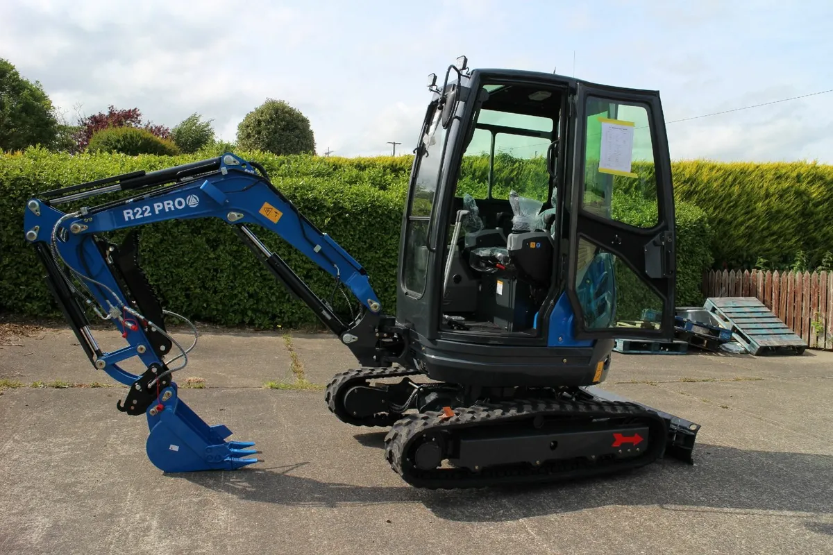 Excavator - Image 4